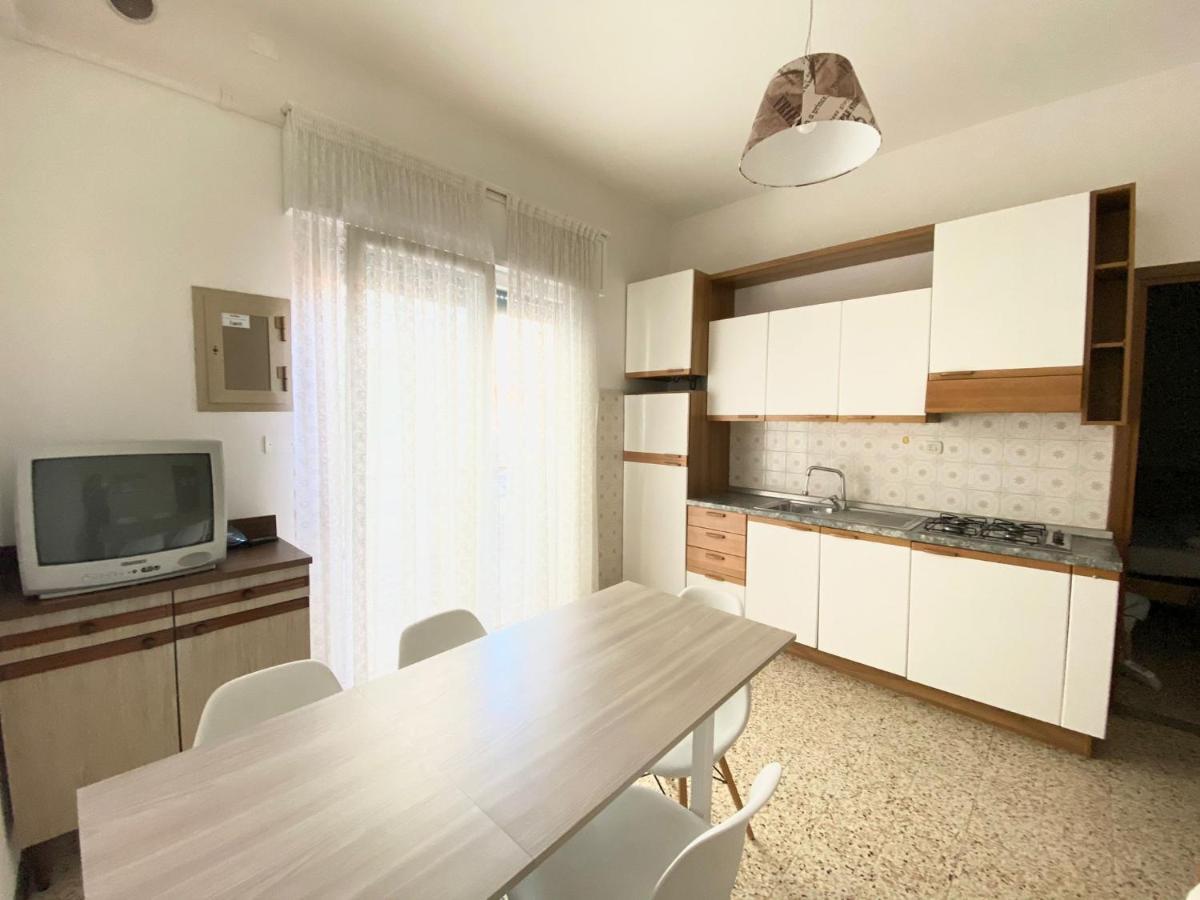 Euroresidence - Piazza Mazzini- 30 Mt Dal Mare - Immobil Relax Lido di Jesolo Dış mekan fotoğraf